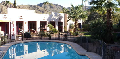 8302 N Mockingbird Lane, Paradise Valley