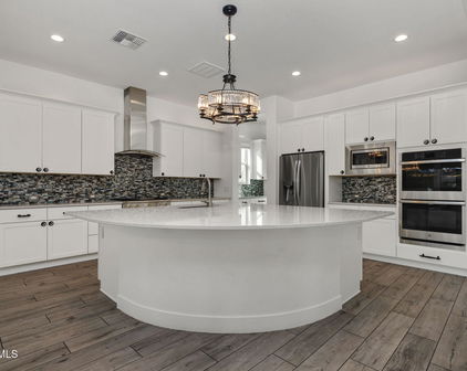 16637 W La Reata Avenue, Goodyear
