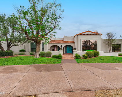 6718 E San Miguel Avenue, Paradise Valley