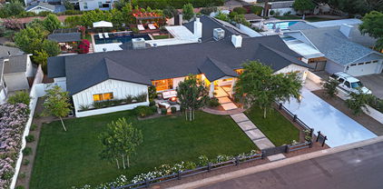 3653 E Highland Avenue, Phoenix