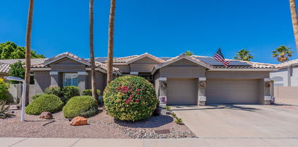 6334 W Donald Drive, Glendale