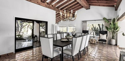8119 E Foothills Drive, Scottsdale