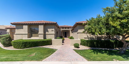 2220 W Thompson Place, Chandler