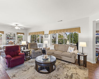 18137 N Plaza Court, Surprise