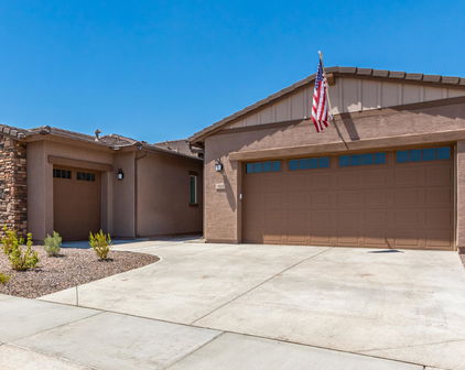 164 E Taurus Place, Chandler