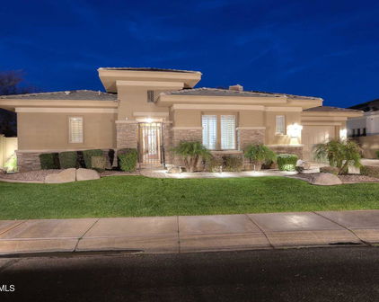 5233 S Huachuca Place, Chandler