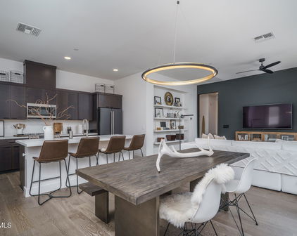 14870 W Encanto Boulevard Unit 2123, Goodyear