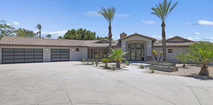 3865 E Lincoln Drive, Paradise Valley