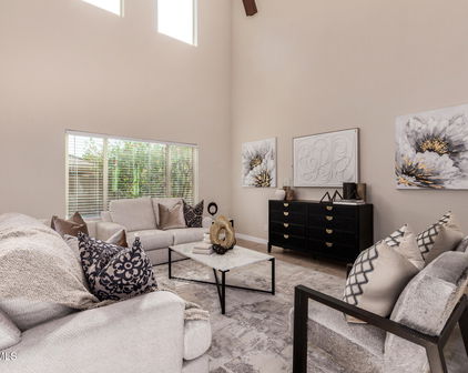 5423 W Yearling Road, Phoenix