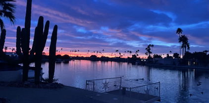 14017 N Whispering Lake Drive N, Sun City