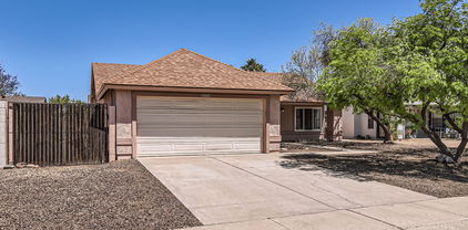 1202 W Wickieup Lane, Phoenix