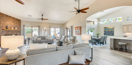 17592 N Rainbow Circle, Surprise