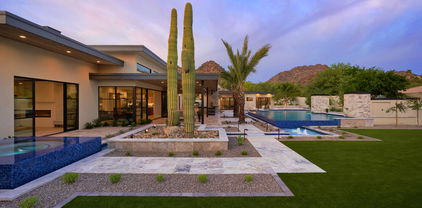 3420 E Marlette Avenue, Paradise Valley