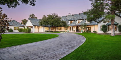 34 Biltmore Estate, Phoenix