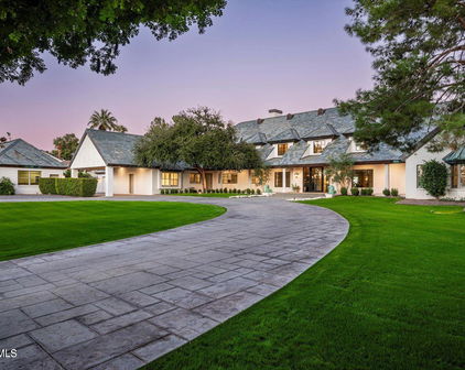 34 Biltmore Estate, Phoenix