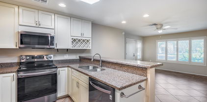 14300 W Bell Road Unit 149, Surprise