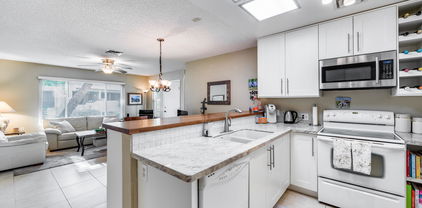 14300 W Bell Road Unit 432, Surprise