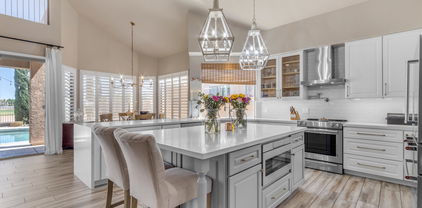1415 S Sandstone Street, Gilbert