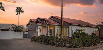 11668 W Cholla Court, Surprise