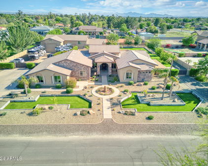 7027 W Banff Lane, Peoria
