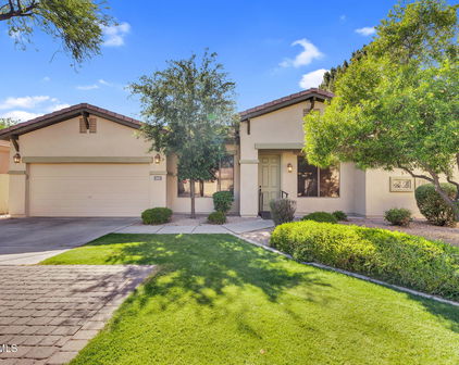 2000 W Periwinkle Way, Chandler