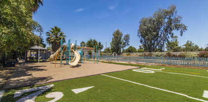 10441 N 57th Street, Paradise Valley