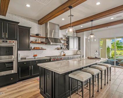 17396 W Crawfordsville Drive, Surprise