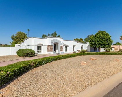 6704 E North Lane, Paradise Valley