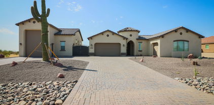 19223 W Echo Lane, Waddell