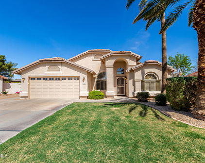 2232 E Rawhide Street, Gilbert