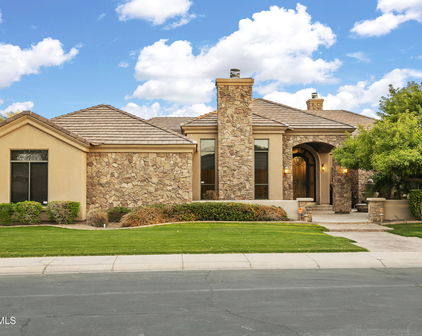 4401 E Taurus Place, Chandler