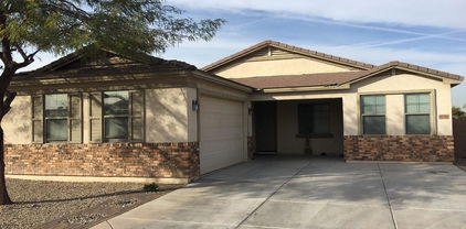 6736 W Carson Road, Laveen