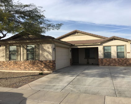 6736 W Carson Road, Laveen