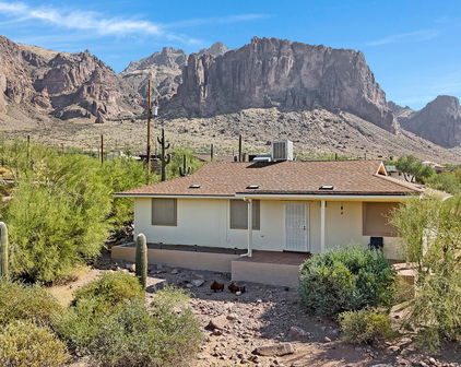 5851 E Singletree Street, Apache Junction