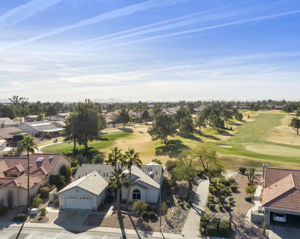 563 W Champagne Drive, Chandler