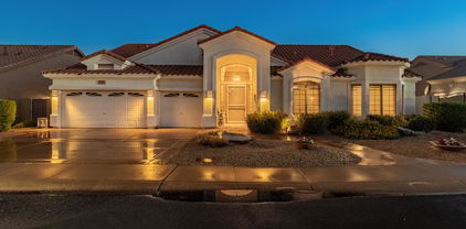 5843 W Abraham Lane, Glendale