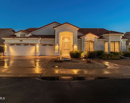 5843 W Abraham Lane, Glendale