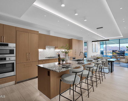 7180 E Kierland Boulevard Unit 1012, Scottsdale