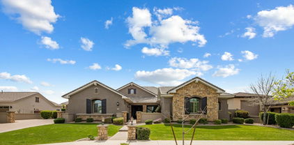 2051 E Aris Drive, Gilbert