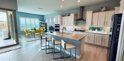 9685 W Patrick Lane, Peoria