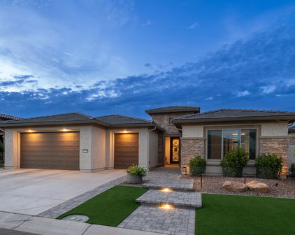 16744 W Edgemont Avenue, Goodyear