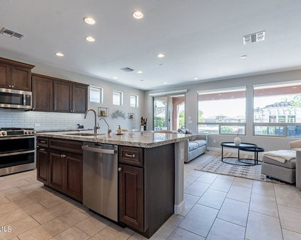 775 E Farmers Lane, San Tan Valley