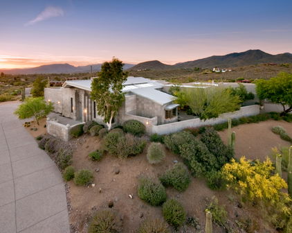 8222 E Paint Pony Drive, Carefree