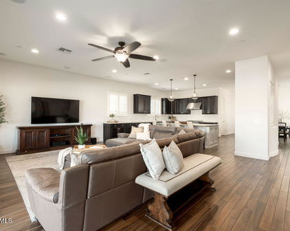 5528 E Windstone Trail, Cave Creek