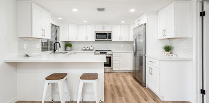 11225 S Tomah Street, Phoenix