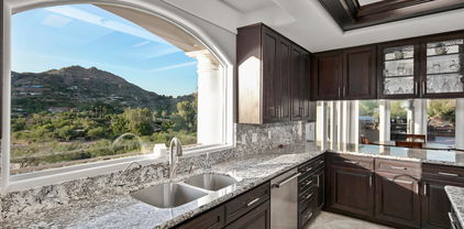 7110 N Red Ledge Drive, Paradise Valley