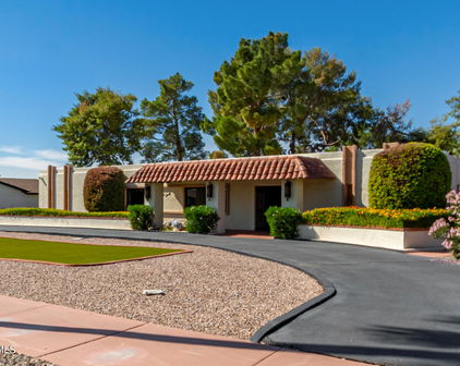 1160 N Villa Nueva Drive, Litchfield Park