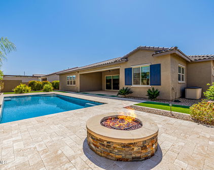 2072 E Blackhawk Court, Gilbert