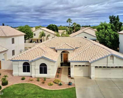 854 W Mesquite Street, Gilbert