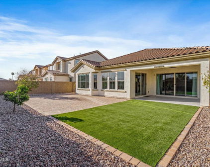 1855 E Crescent Way, Chandler